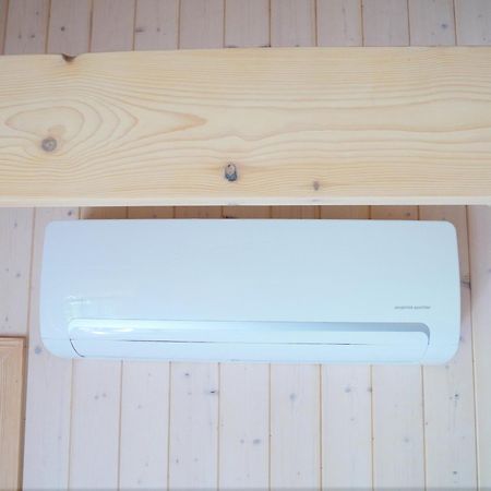 Vecmartini Lägenhet Pape Exteriör bild
